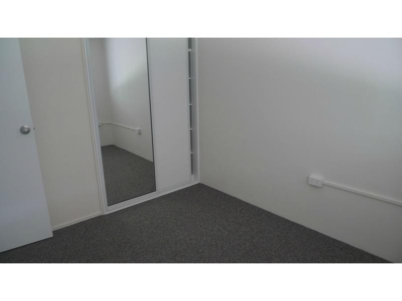 3/110 Queens Road, Hermit Park QLD 4812