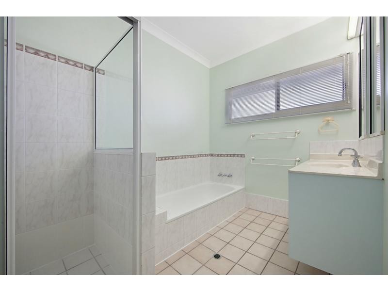 17 Evergreen Drive, Kirwan QLD 4817