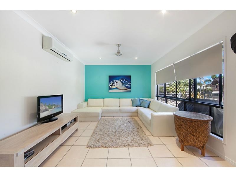 15 Cowboy Court, Kelso QLD 4815