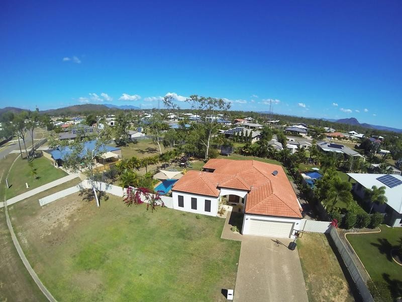 15 Cowboy Court, Kelso QLD 4815