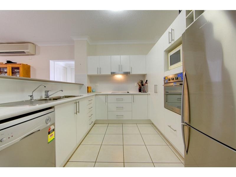 20/42 Warburton Street, North Ward QLD 4810