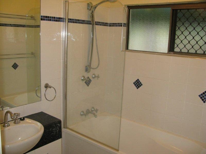 11 Salina Drive, Kelso QLD 4815