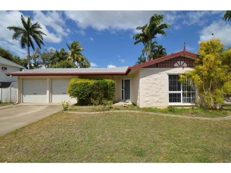 212 Upper Miles Avenue, Kelso QLD 4815