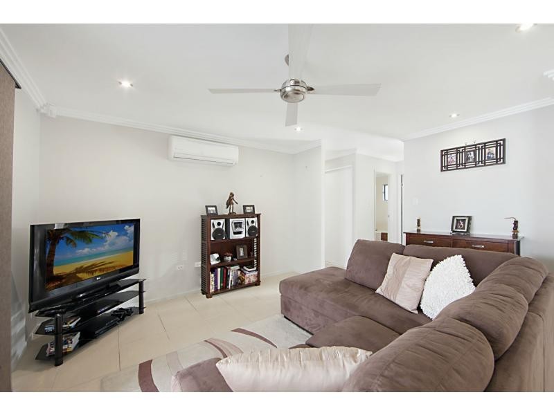 10 Dillon Street, Mount Louisa QLD 4814