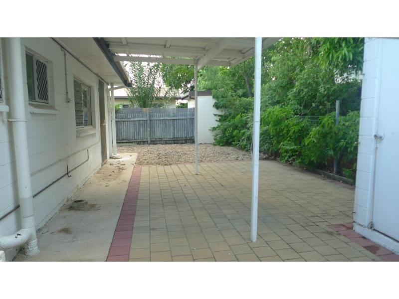 2/28 Ramsay Street, Garbutt QLD 4814