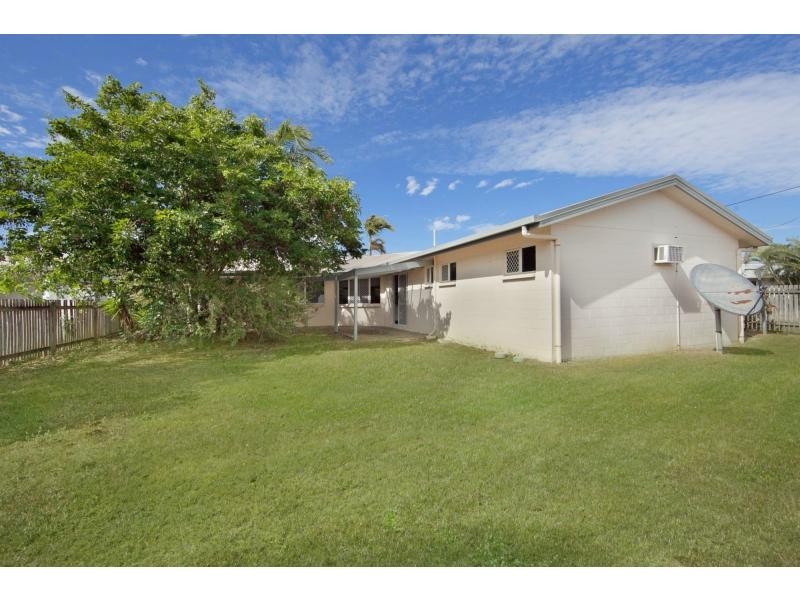29 Amber Avenue, Rasmussen QLD 4815