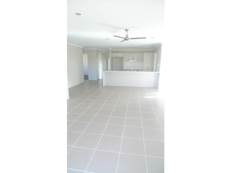 72 Bonnett Road, Mount Low QLD 4818