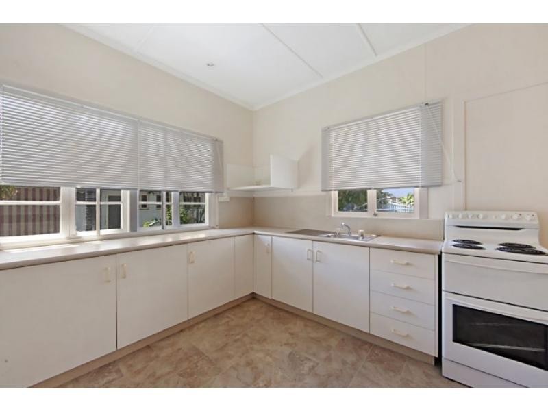 11 Sunderland Street, Garbutt QLD 4814