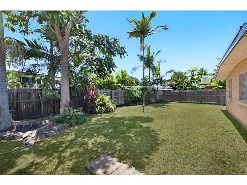 9 Mott Street, Heatley QLD 4814