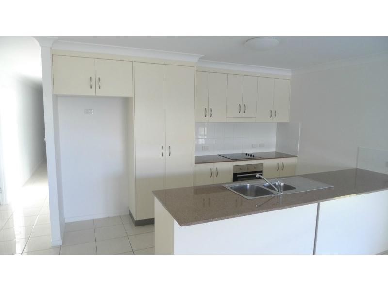 74 Kinnardy Street, Burdell QLD 4818