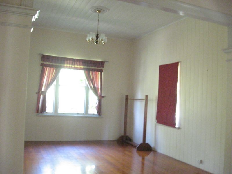 82 Eyre Street, North Ward QLD 4810