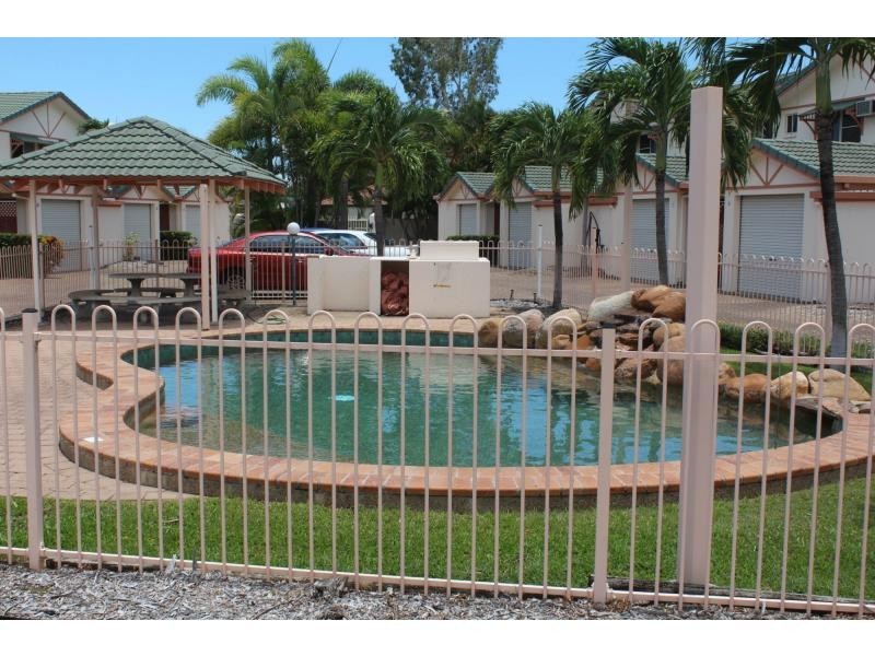 2/21 Tuffley Street, West End QLD 4810