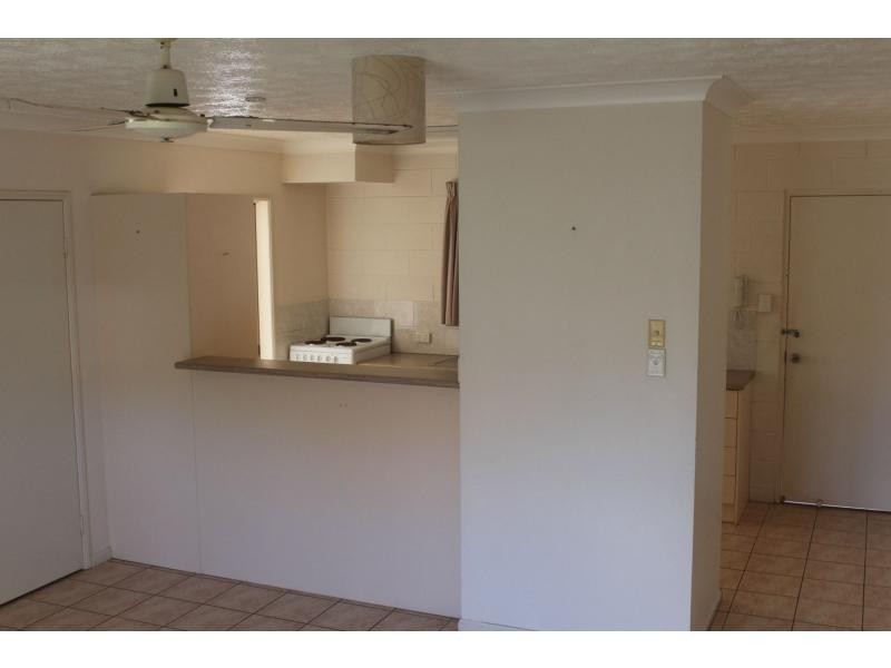 2/21 Tuffley Street, West End QLD 4810