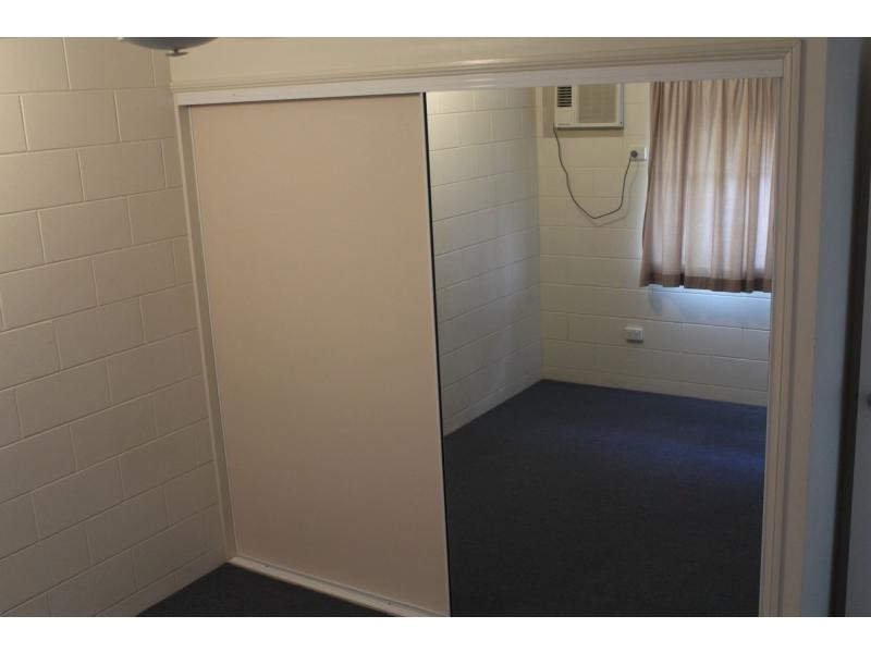 2/21 Tuffley Street, West End QLD 4810