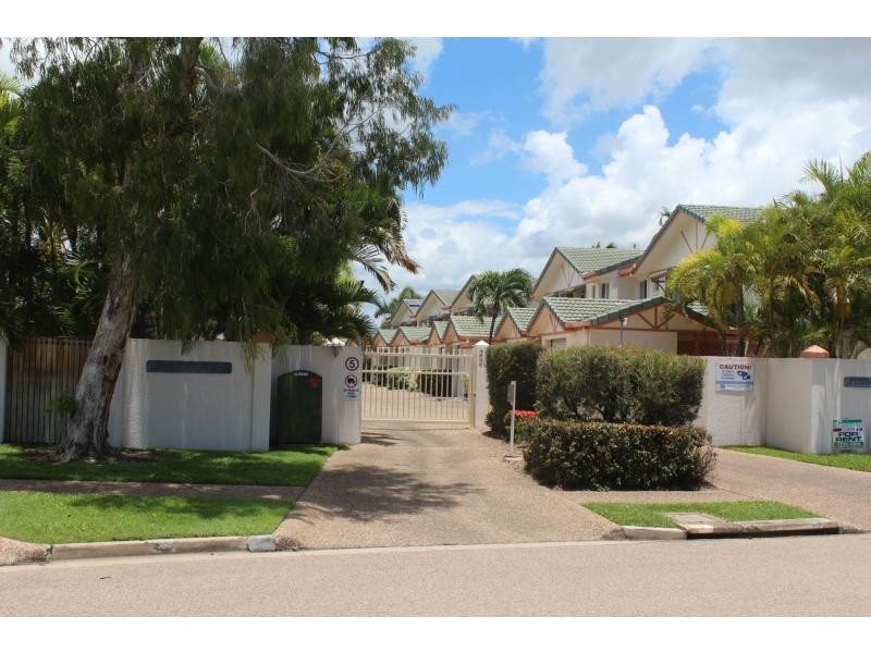2/21 Tuffley Street, West End QLD 4810