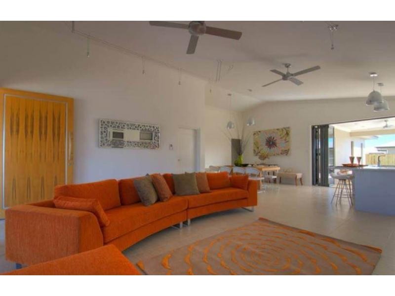 12 Saba Street, Burdell QLD 4818