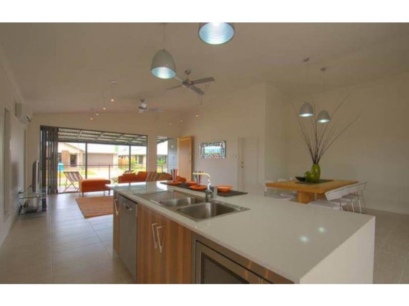 12 Saba Street, Burdell QLD 4818