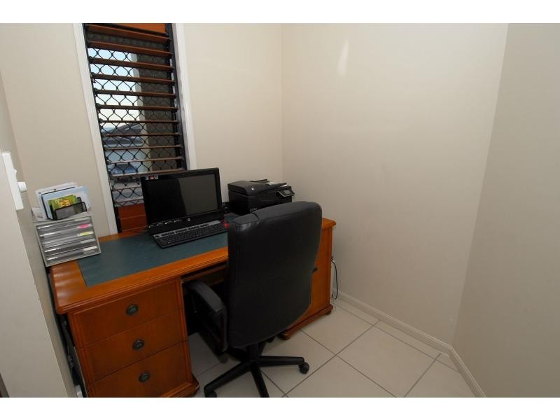 11 Hempel Street, Bushland Beach QLD 4818