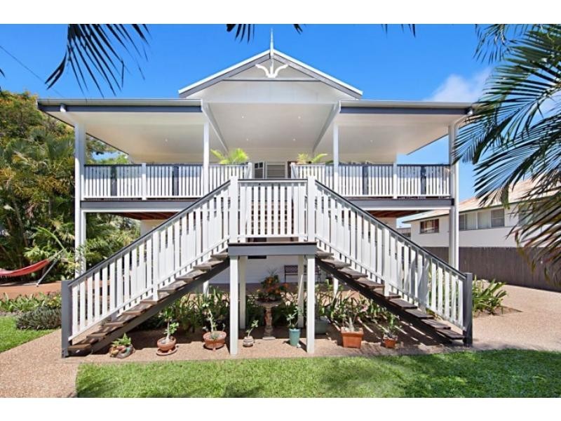 3 Echlin Street, West End QLD 4810