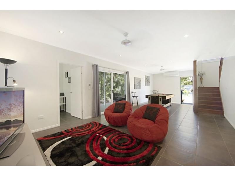 3 Echlin Street, West End QLD 4810