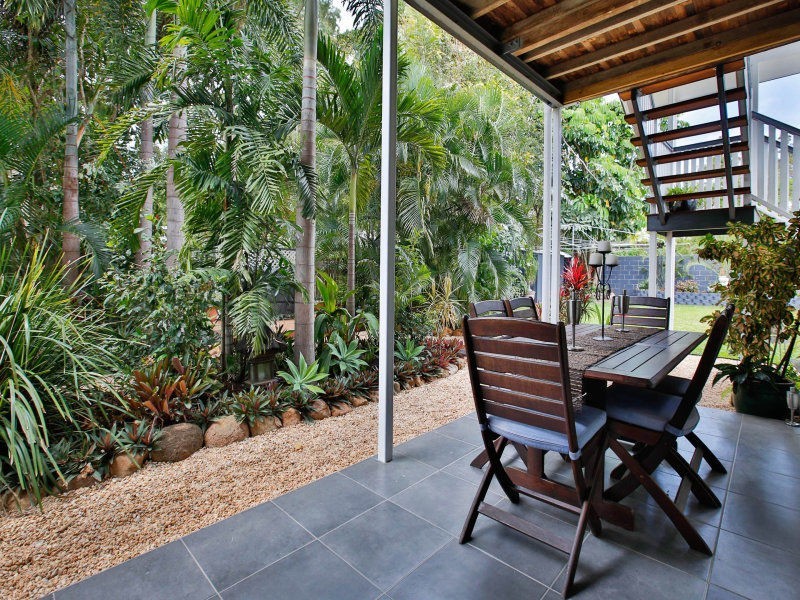 3 Echlin Street, West End QLD 4810