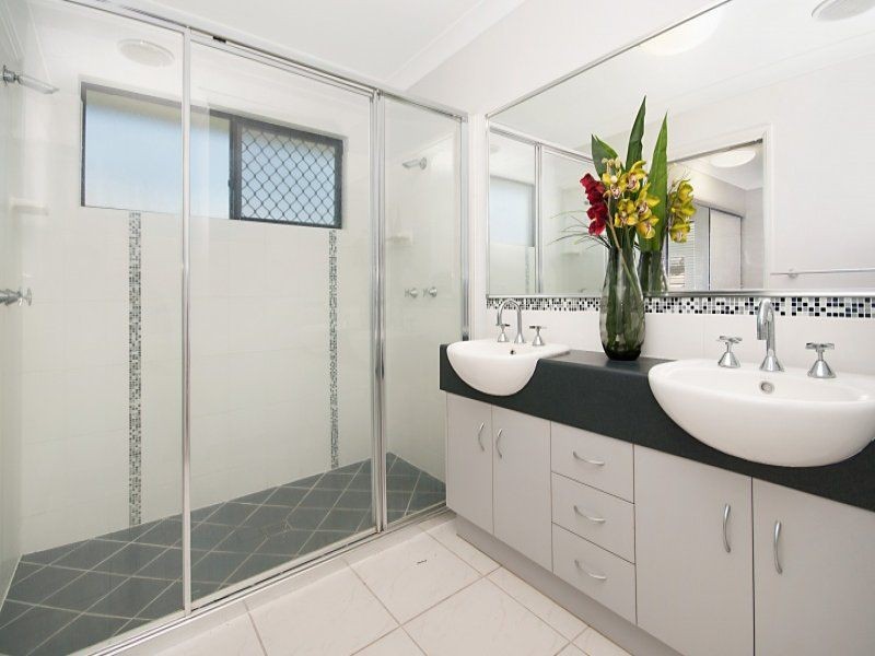 5 Redbank Court, Mount Louisa QLD 4814