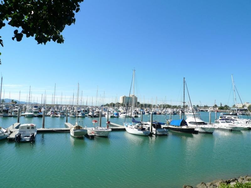 12/18 The Strand, North Ward QLD 4810