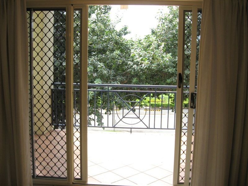 12/18 The Strand, North Ward QLD 4810