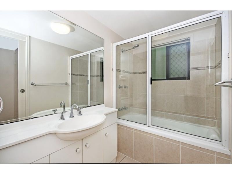 10/2 New England Court, Douglas QLD 4814