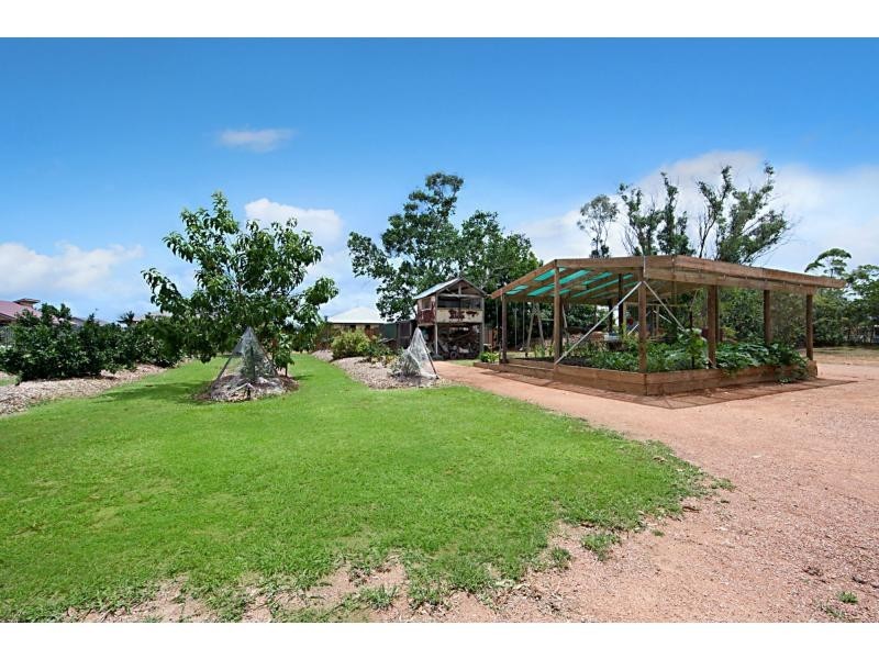 18 Chesney Road, Mount Low QLD 4818