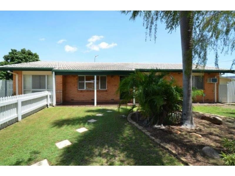 4 Marlynda Avenue, Cranbrook QLD 4814