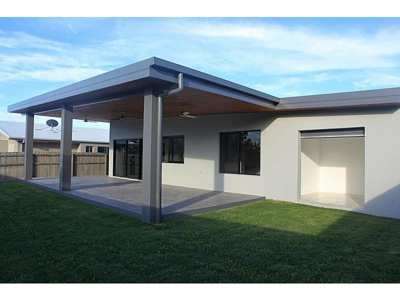 6 Puffer Place, Mount Louisa QLD 4814