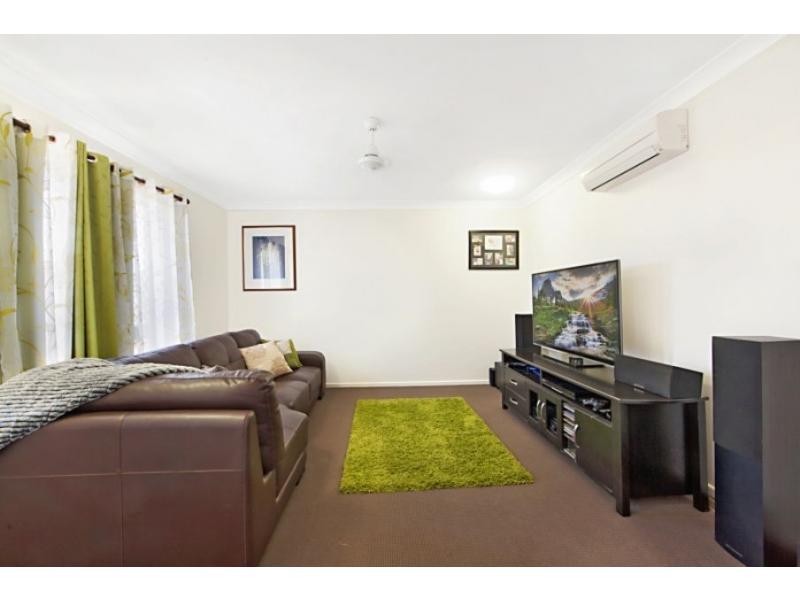 32 Stoneville Circuit, Mount Louisa QLD 4814