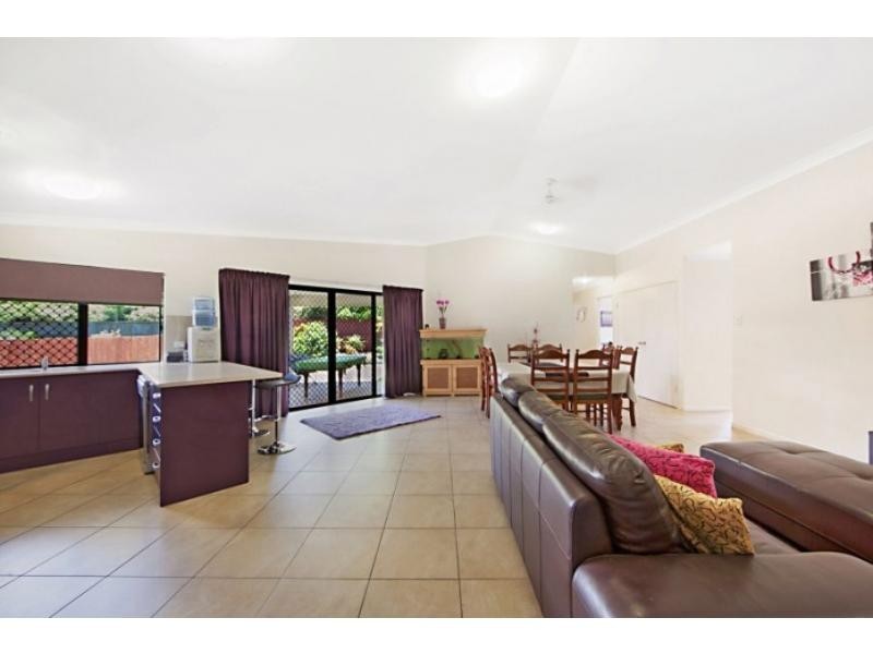 32 Stoneville Circuit, Mount Louisa QLD 4814
