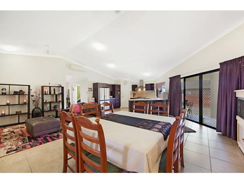 32 Stoneville Circuit, Mount Louisa QLD 4814