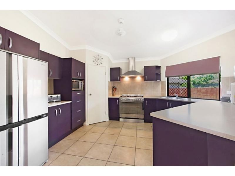 32 Stoneville Circuit, Mount Louisa QLD 4814