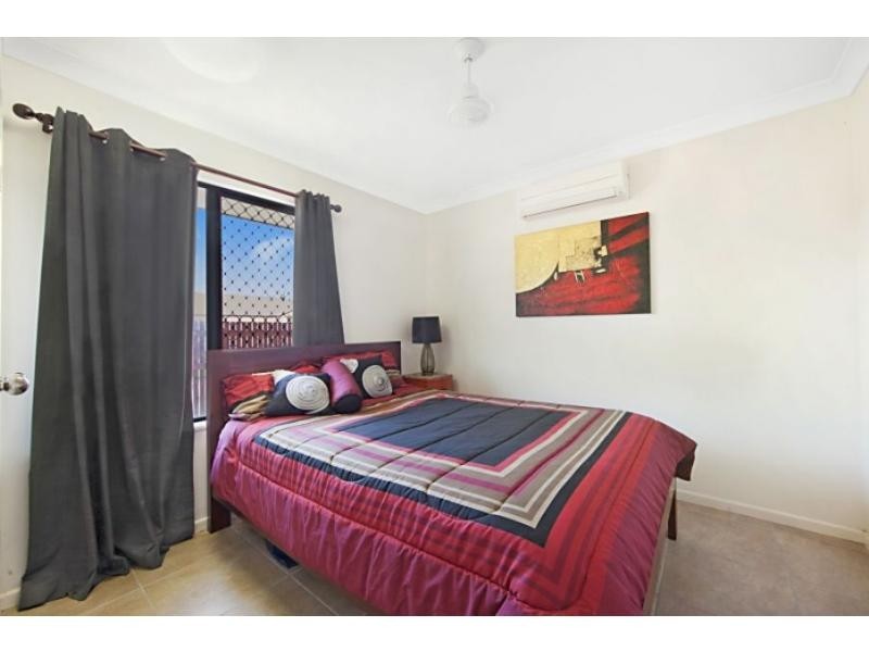 32 Stoneville Circuit, Mount Louisa QLD 4814