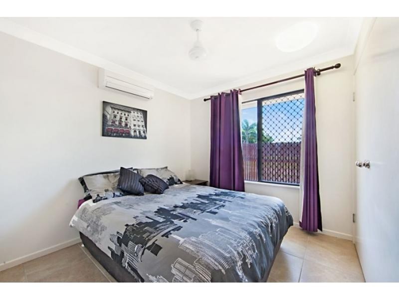 32 Stoneville Circuit, Mount Louisa QLD 4814