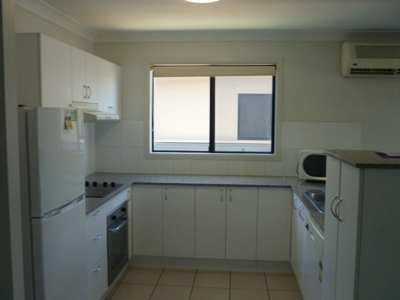 12/53-55 Kings Road, Pimlico QLD 4812