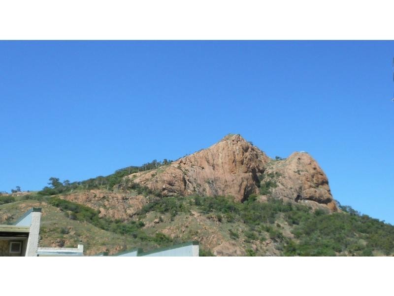 Unit 1/29 Victoria Street, North Ward QLD 4810