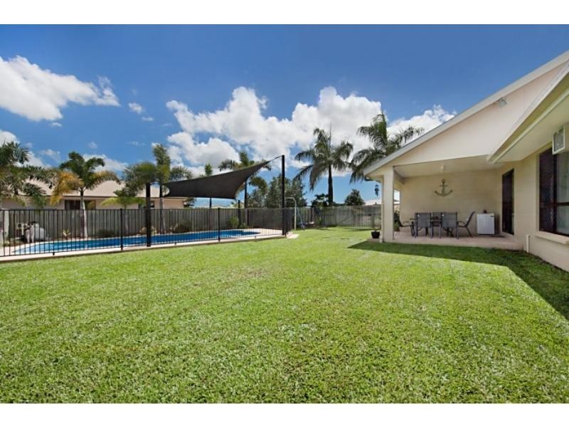 10 Romboli Court, Burdell QLD 4818