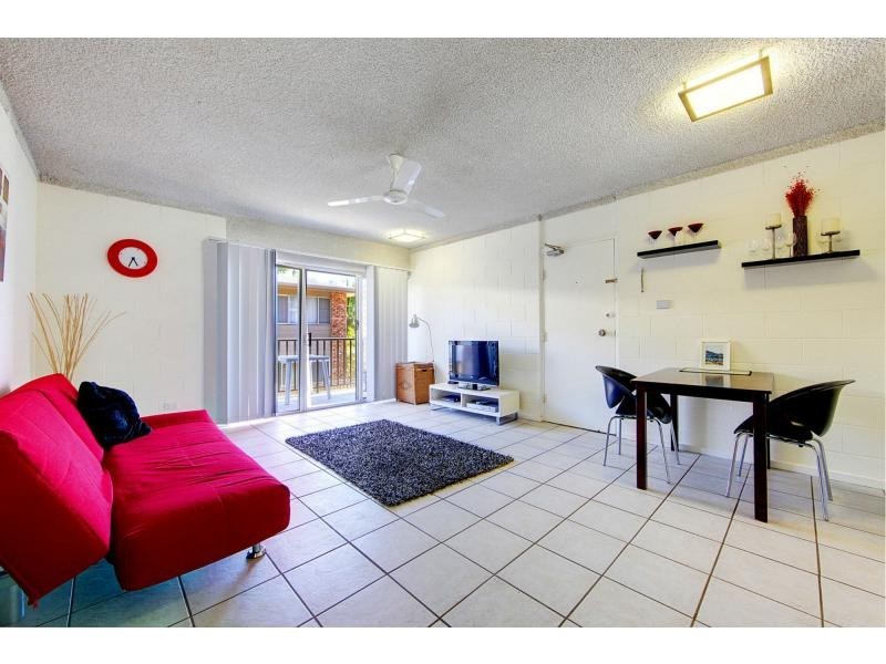 4/88 Eyre Street, North Ward QLD 4810