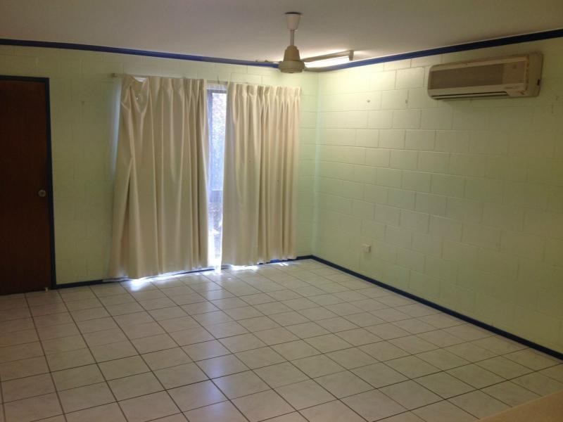 4/132 Queens Road, Hermit Park QLD 4812