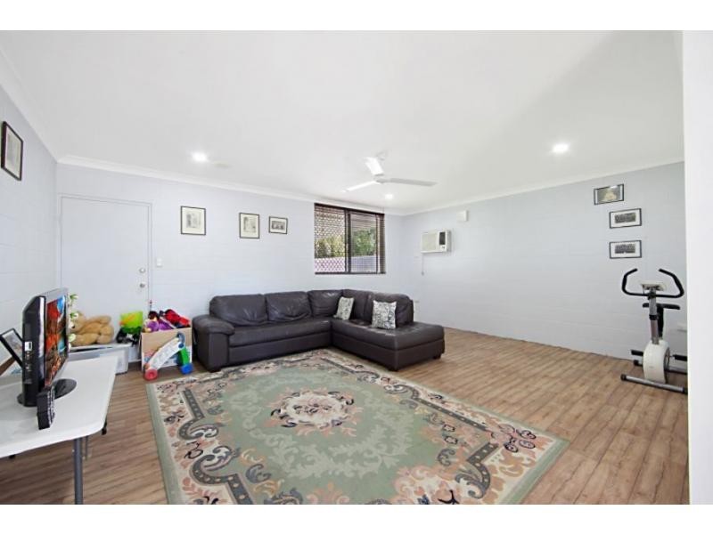 28 Leila Avenue, Rasmussen QLD 4815