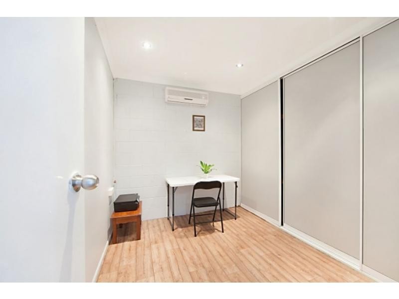 28 Leila Avenue, Rasmussen QLD 4815