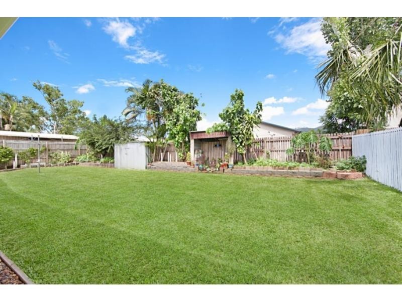 28 Leila Avenue, Rasmussen QLD 4815