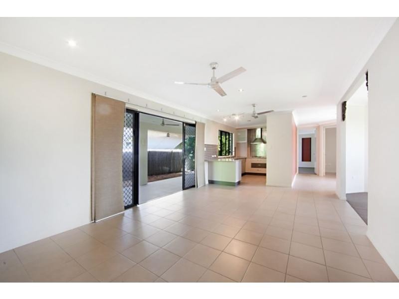 2 Scrubwren Circuit, Bohle Plains QLD 4817