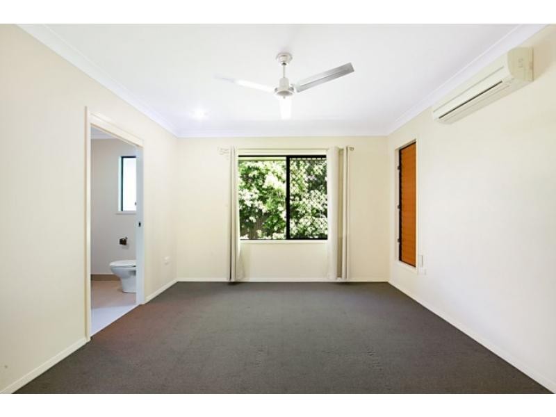 2 Scrubwren Circuit, Bohle Plains QLD 4817