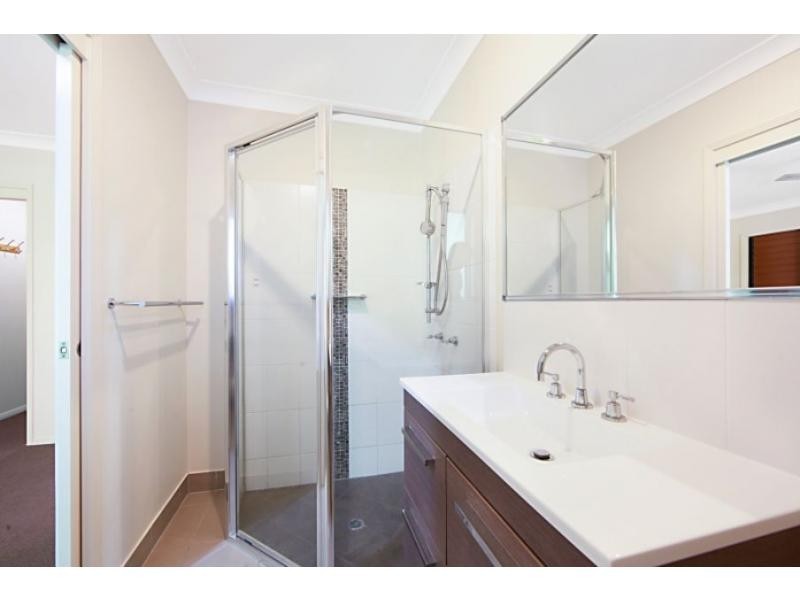 2 Scrubwren Circuit, Bohle Plains QLD 4817