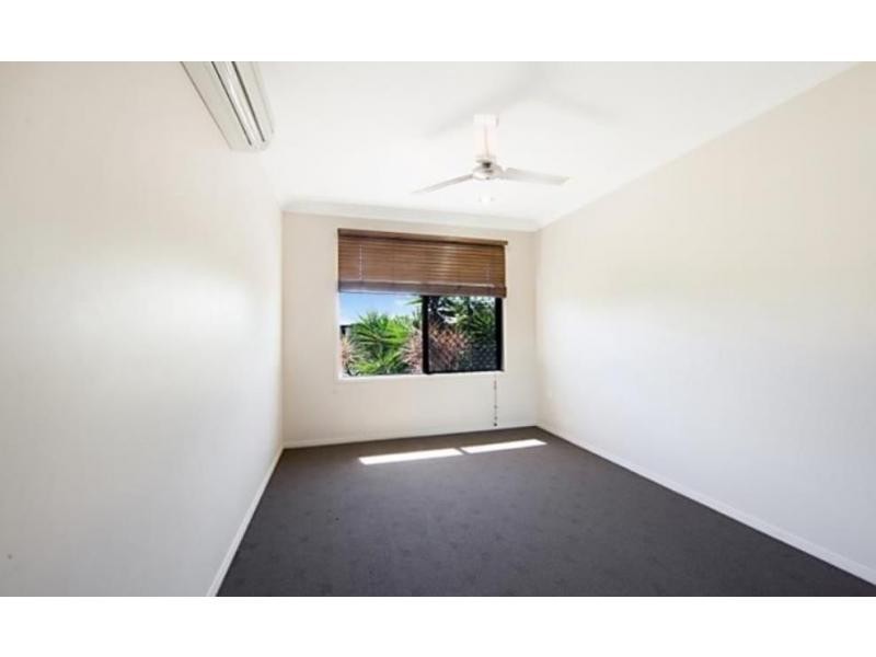 2 Scrubwren Circuit, Bohle Plains QLD 4817